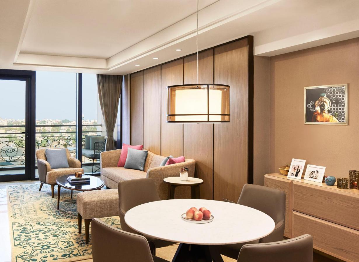 Hotel Taj Wellington Mews Chennai Esterno foto