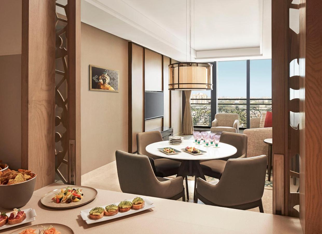 Hotel Taj Wellington Mews Chennai Esterno foto